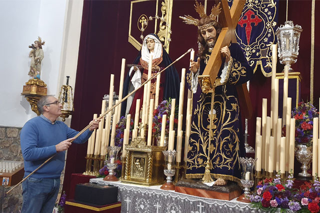 Jesús García-Casarrubios, cuando la Semana Santa también es apagar y encender la luz