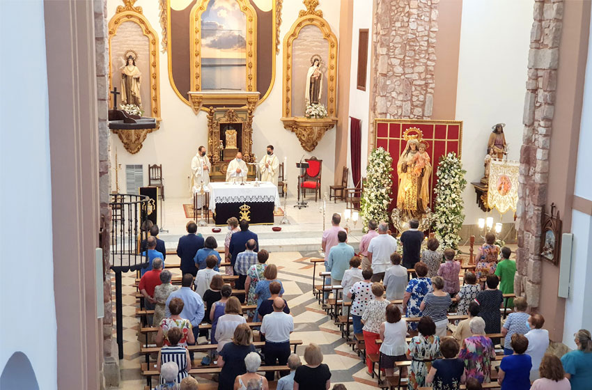 La Virgen del Carmen, sin procesión pero con mucha devoción La Virgen del Carmen, sin procesión pero con mucha devoción