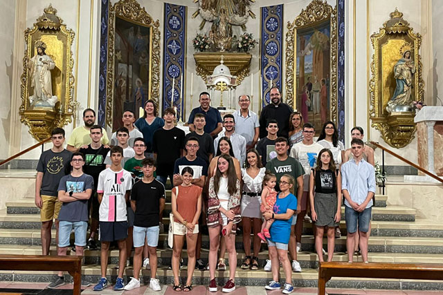 El apóstol Santiago les espera: 40 jóvenes criptanenses en la PEJ22 